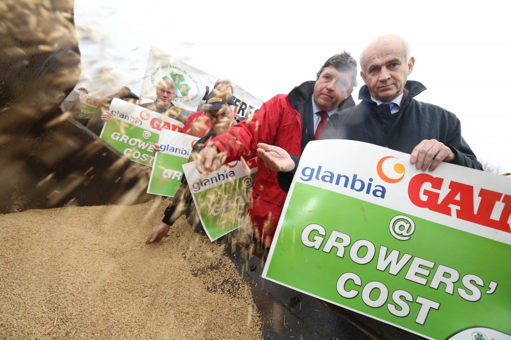 NO FEE IFA President Eddie Downey leading a protest by grain farmers outside Glanbia headquarters in Kilkenny. The IFA have accused Glanbia of short-changing tillage farmers on feed grain prices paid this harvest. Picture: Finbarr O'Rourke NO FEE