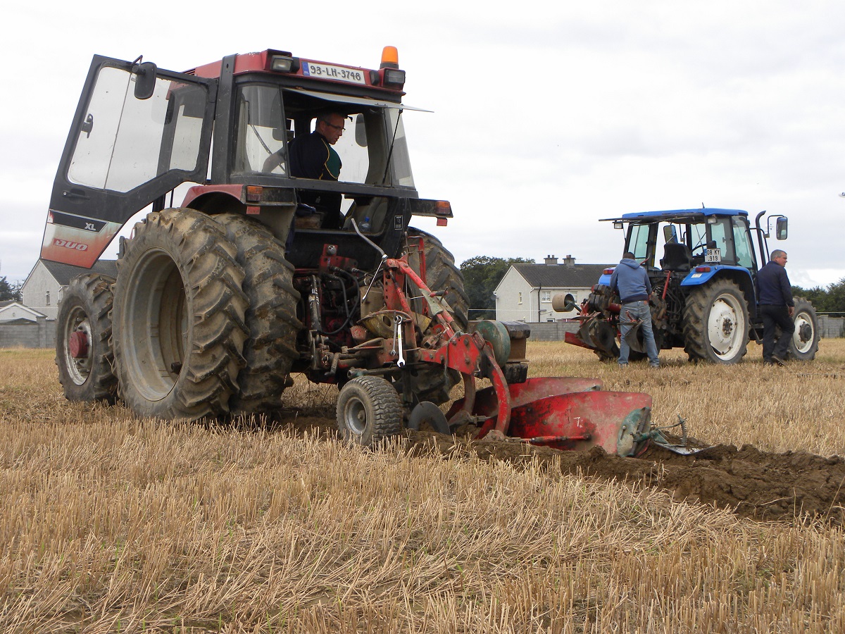 Ploughing competitors in the Intermediate Conventional 2-furrow plough class.