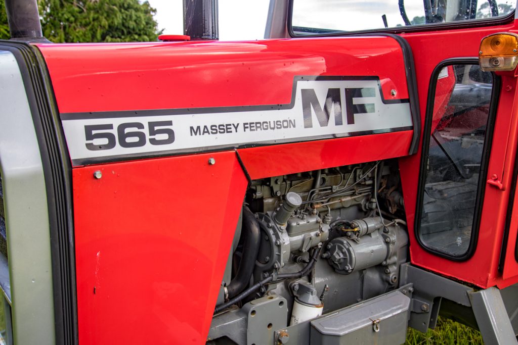 Massey Ferguson MF 565