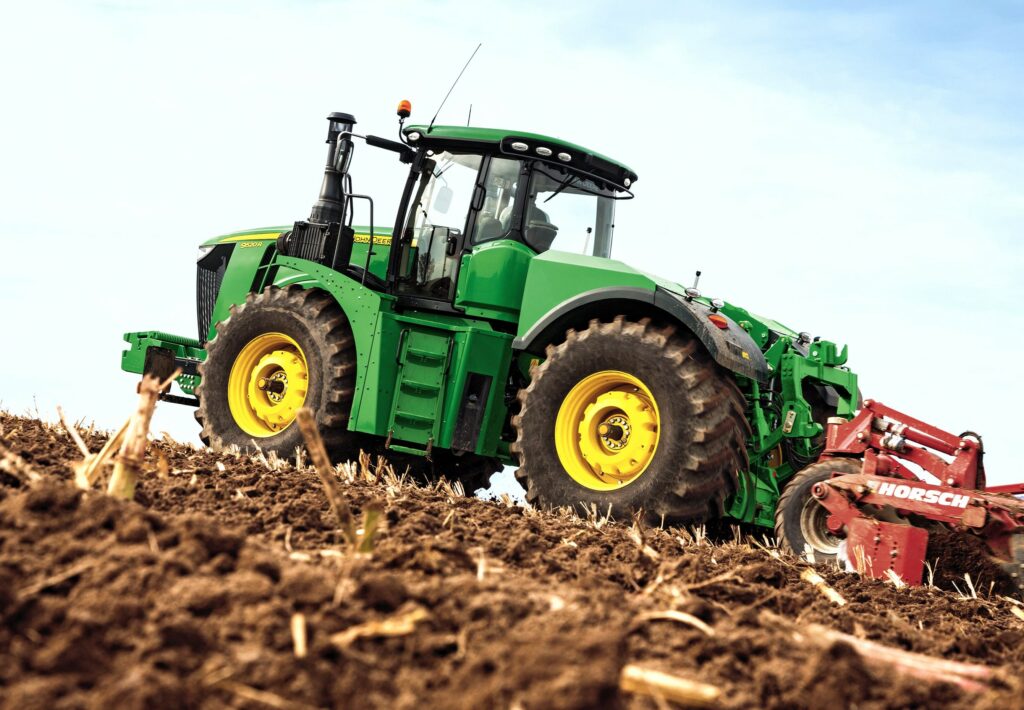 Deere Moves Towards intelligent Machines With Company Take over 