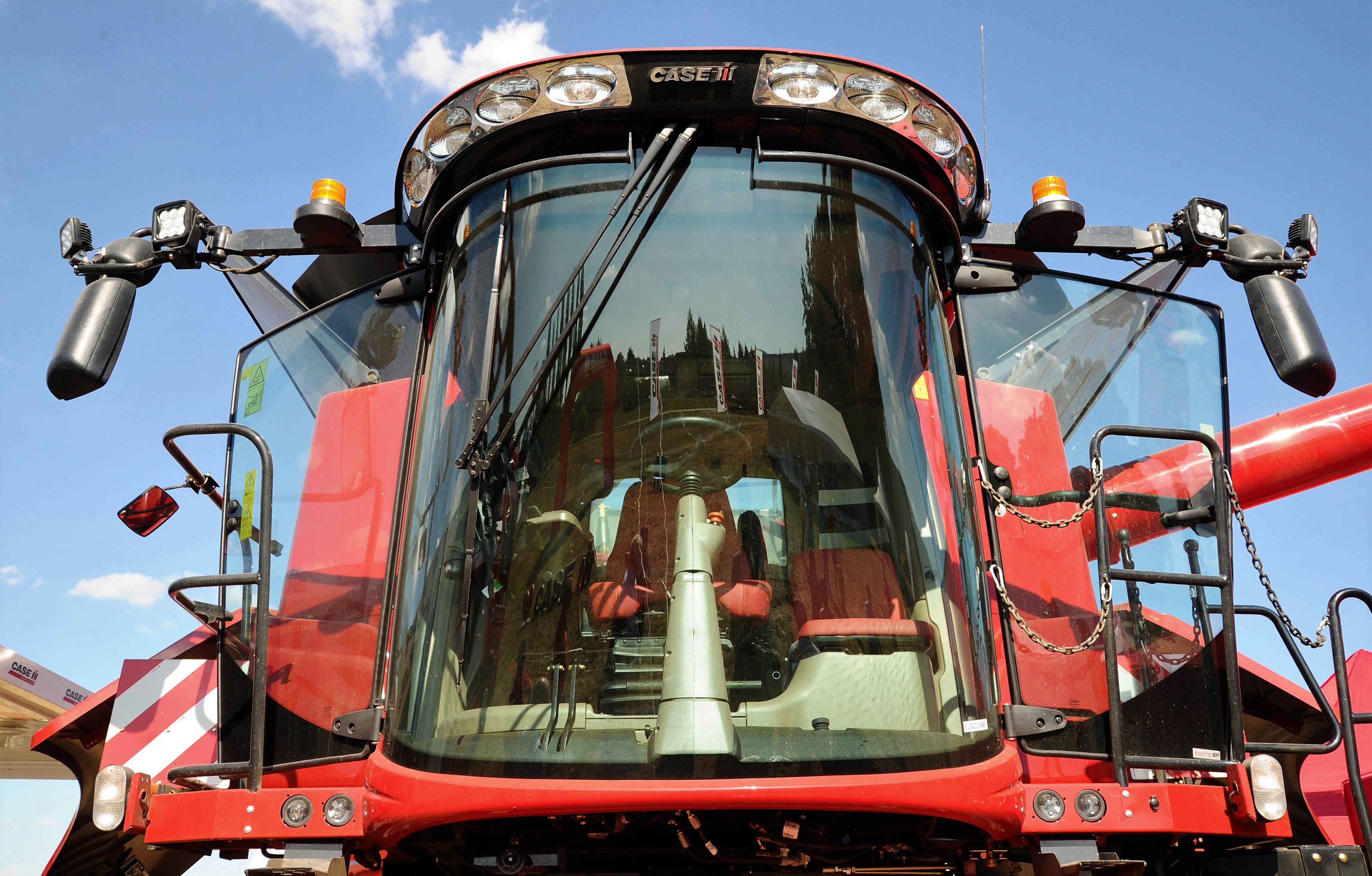 New Case IH Combine Suffers No sensory Deprivation Agriland ie