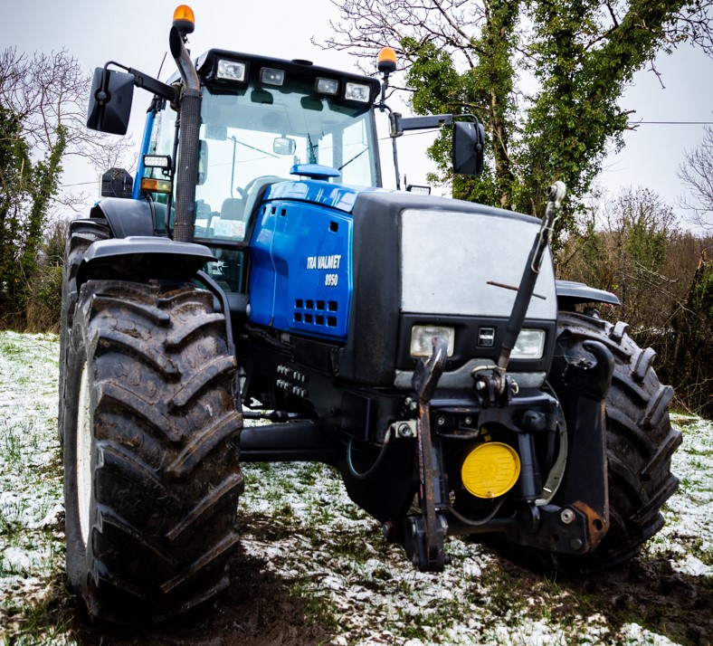 Video: Highlights from Castlerea contractor's fleet auction