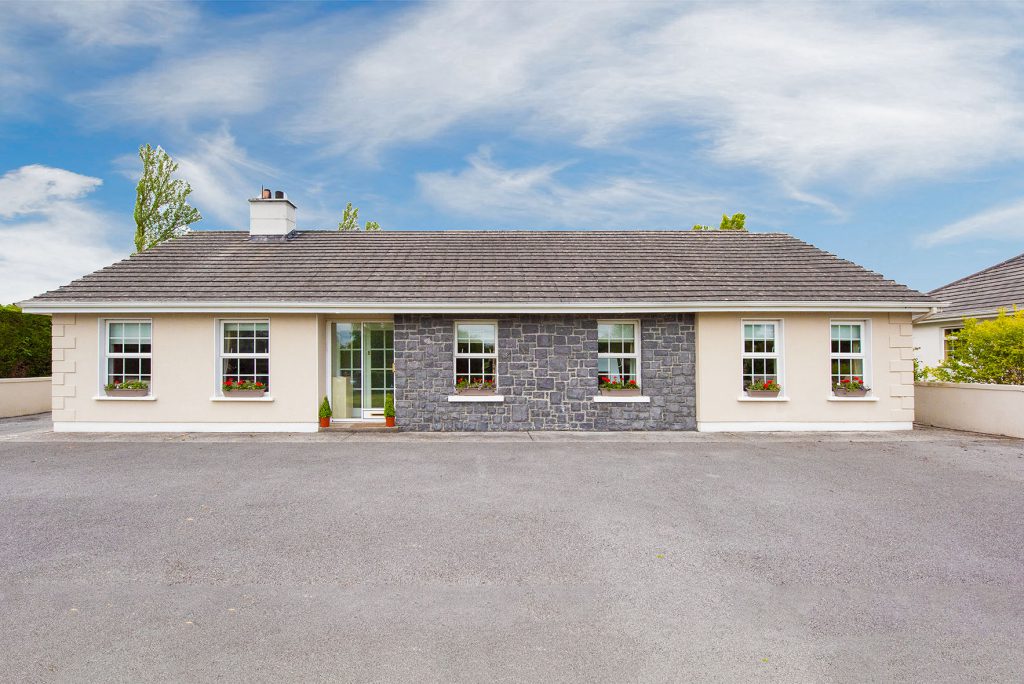 'Rare' residential property for sale with equine facilities and an