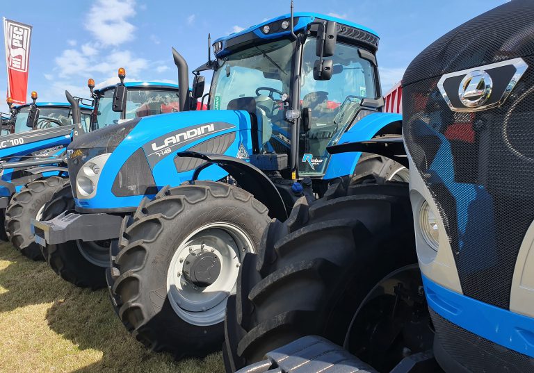 How many new tractors are being sold across Europe? Agriland.ie