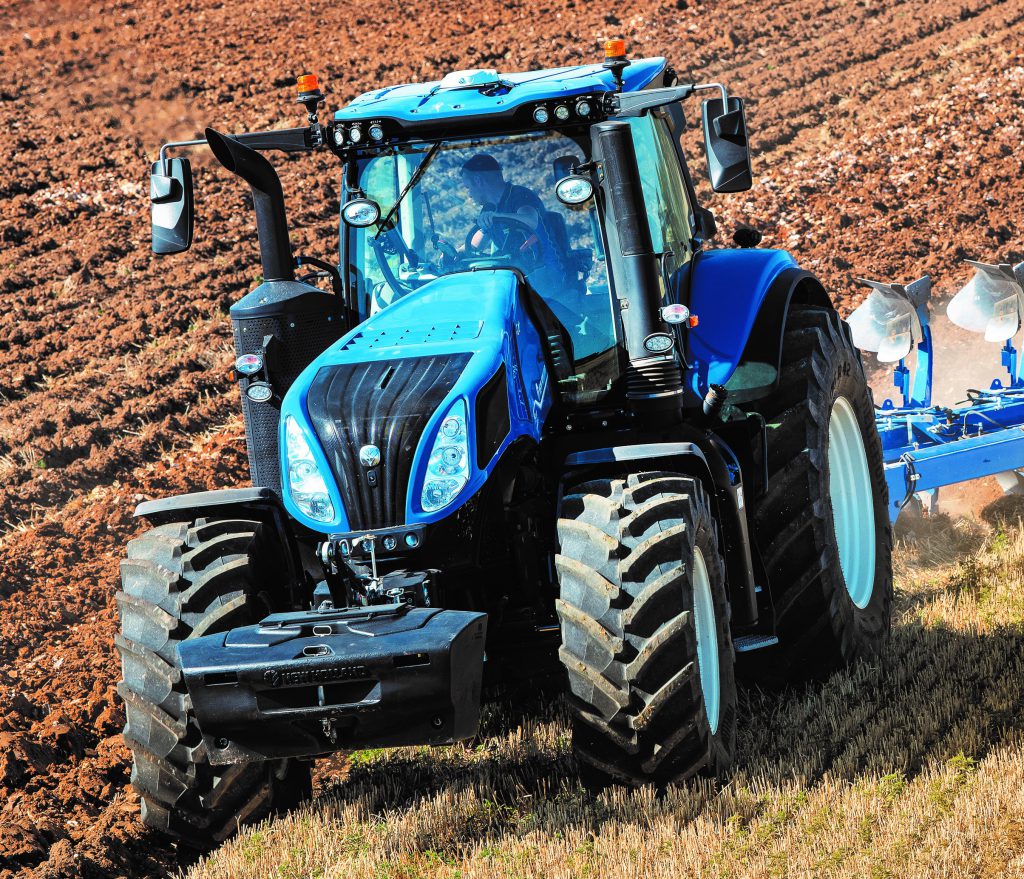 Big blue 'Genesis' tractors are back The new 'T8' is here... Agriland.ie