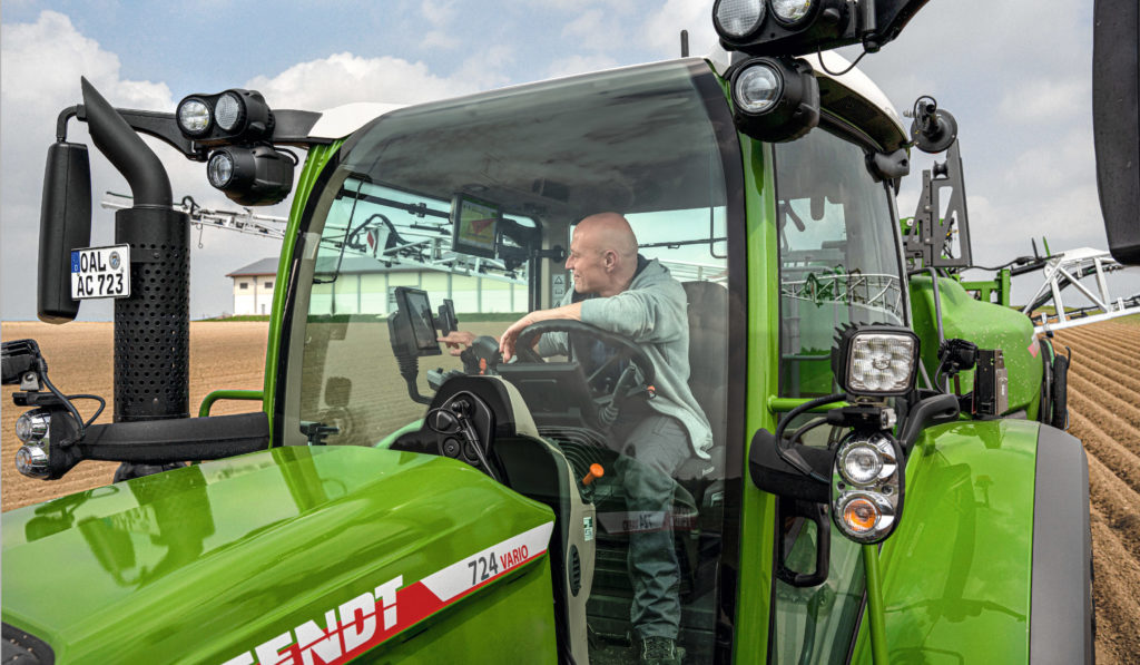 Fendtone in tractor