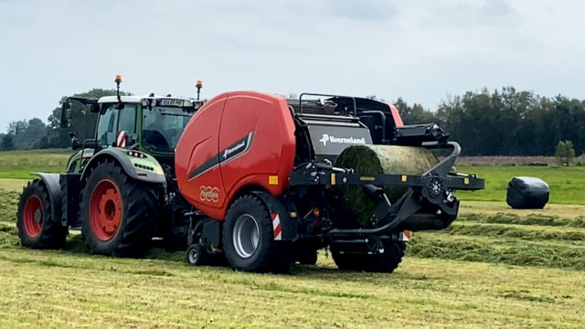 Kverneland sets the pace with FastBale baler