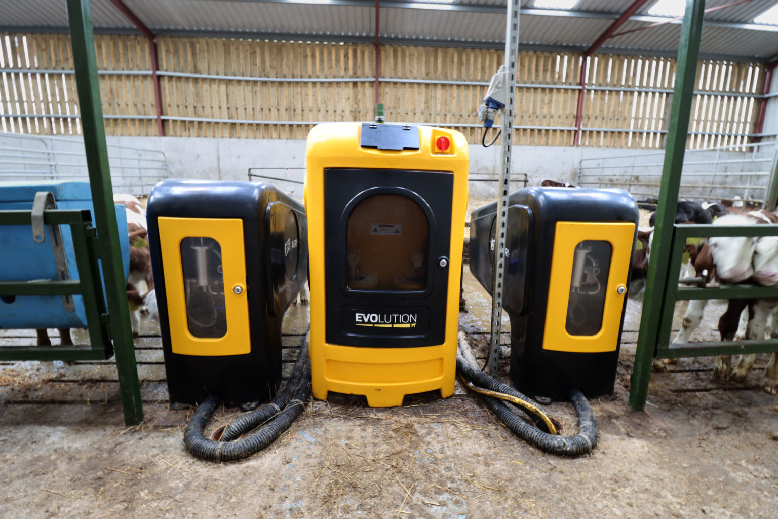Switching to automatic calf feeding on Wicklow family farm Agriland.ie