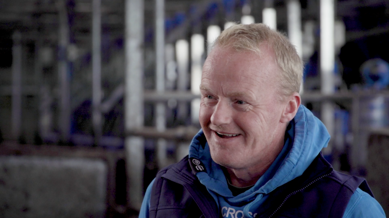 George Goes Dairy Farming: Team Hynes, Co. Cork - Agriland.ie