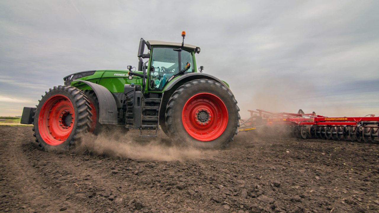 Frendt Updated Fendt 1000 series launched at US farm event - Agriland.ie