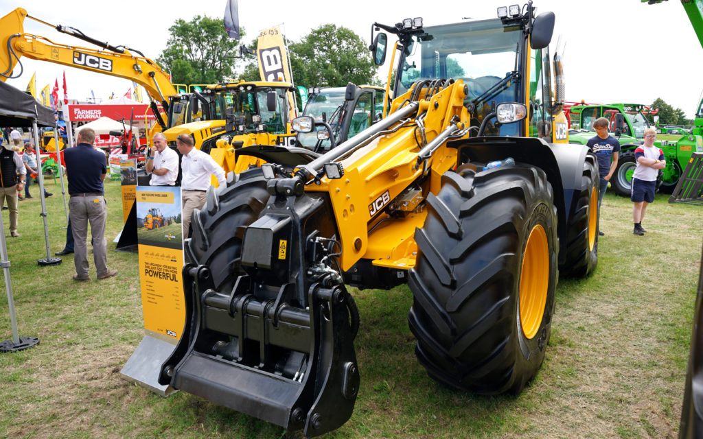 machinery telescopic loaders JCB