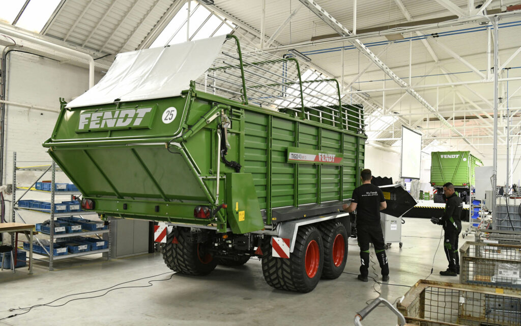 Loader wagon Fendt Saxony 