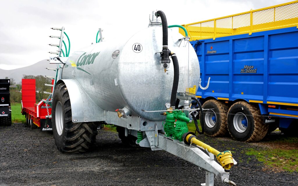 Conor tanker in yard