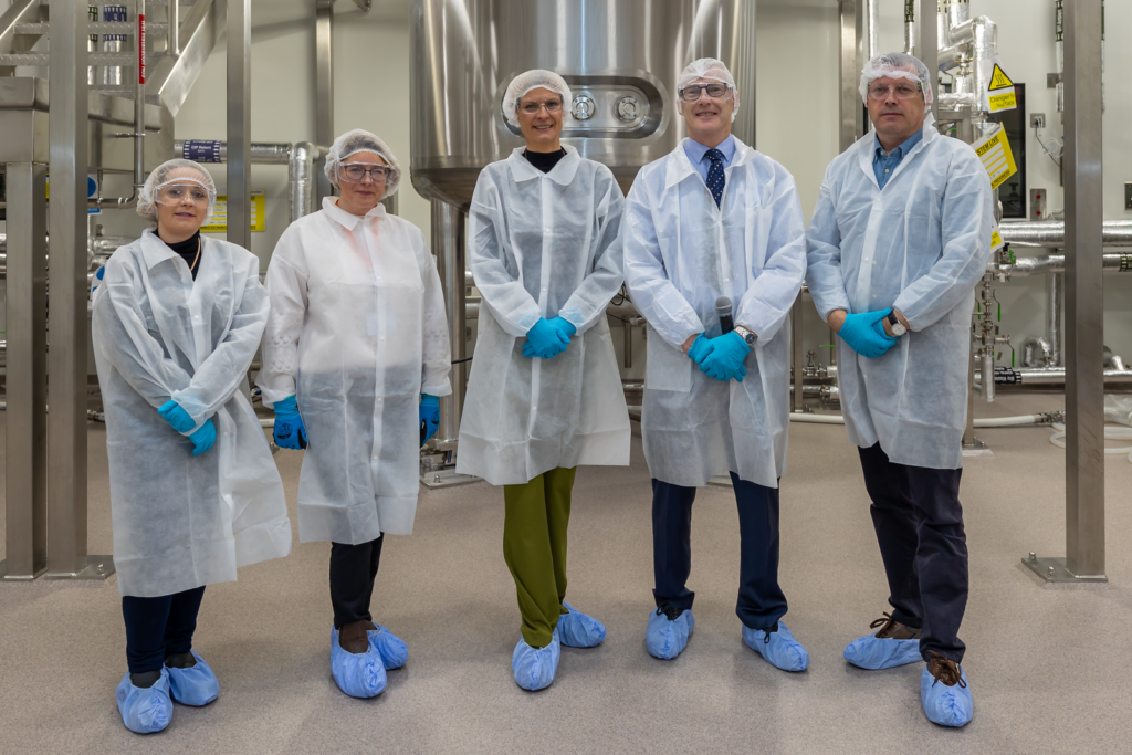 Zoetis showcases to One Health at new Offaly facility