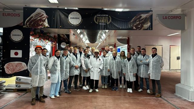 Young sheep farmers visit world's largest fresh-food market