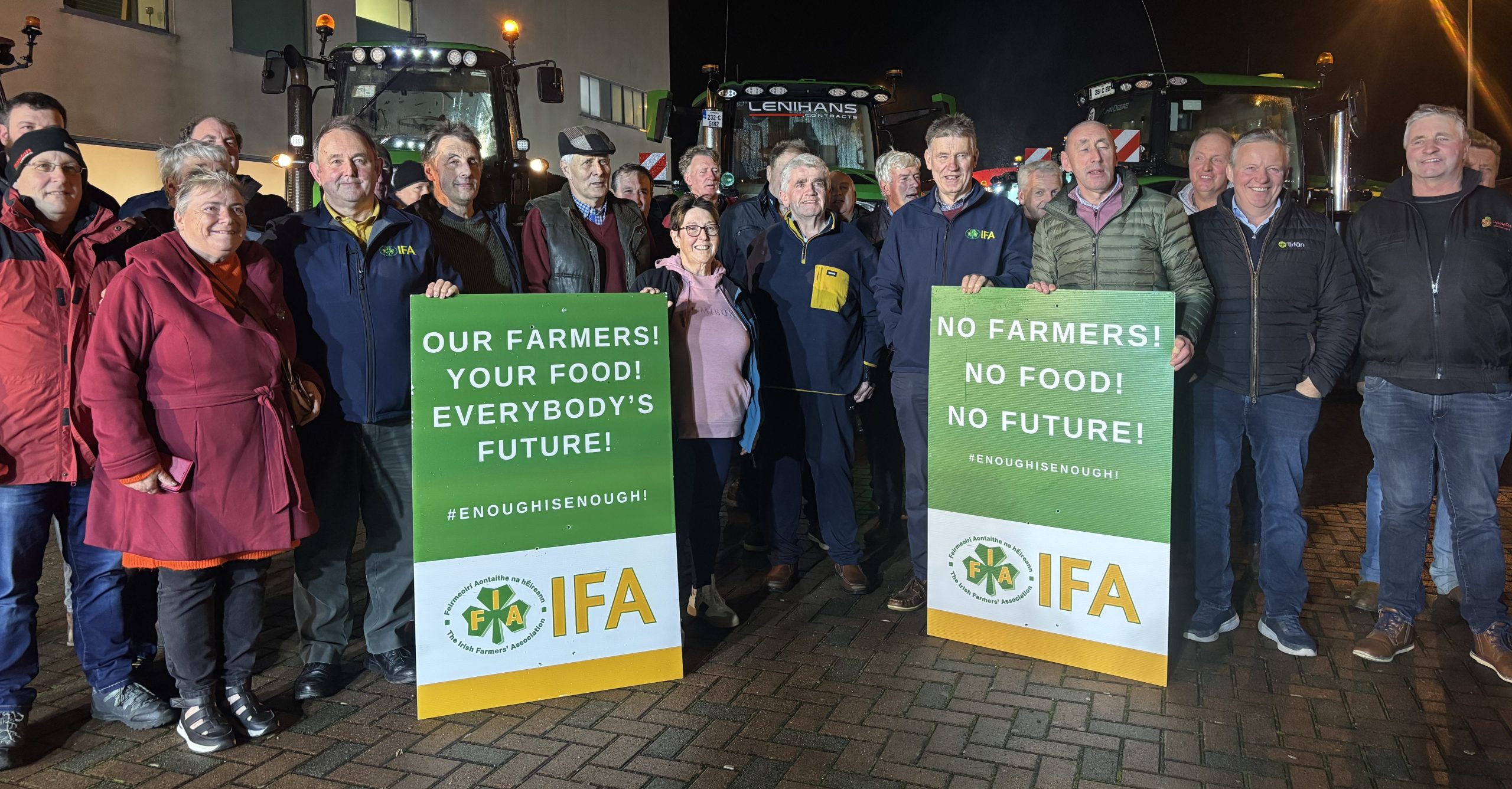 Minister addresses over 1,000 farmers at nitrates derogation meeting in Cork